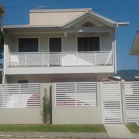 דירות Residencial Franca גרופאבה מראה חיצוני תמונה