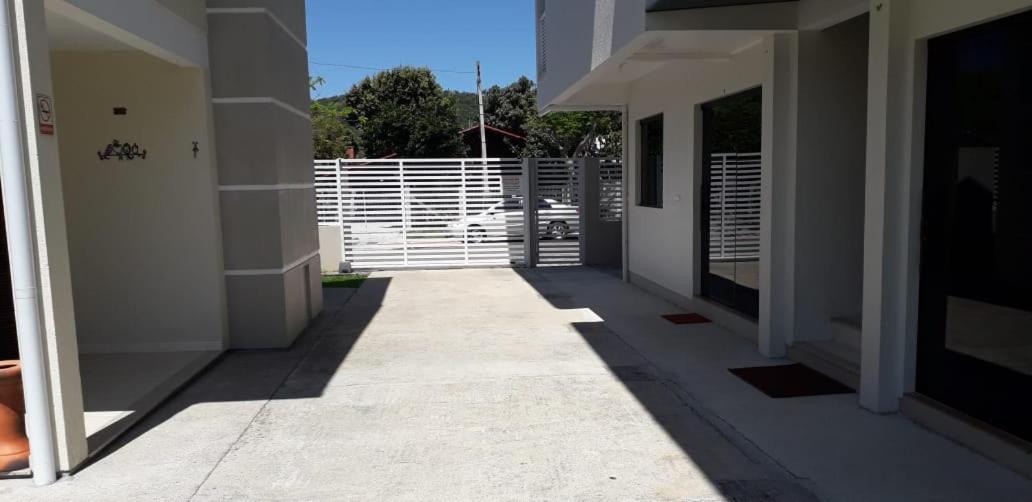 דירות Residencial Franca גרופאבה מראה חיצוני תמונה